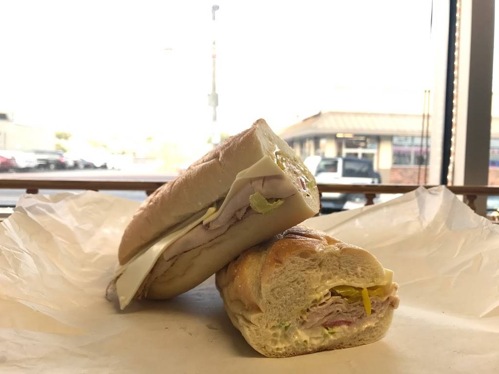 Great Deal Deli | restaurant | 7950 Oxford Ave, Philadelphia, PA 19111, USA | 2159149111 OR +1 215-914-9111