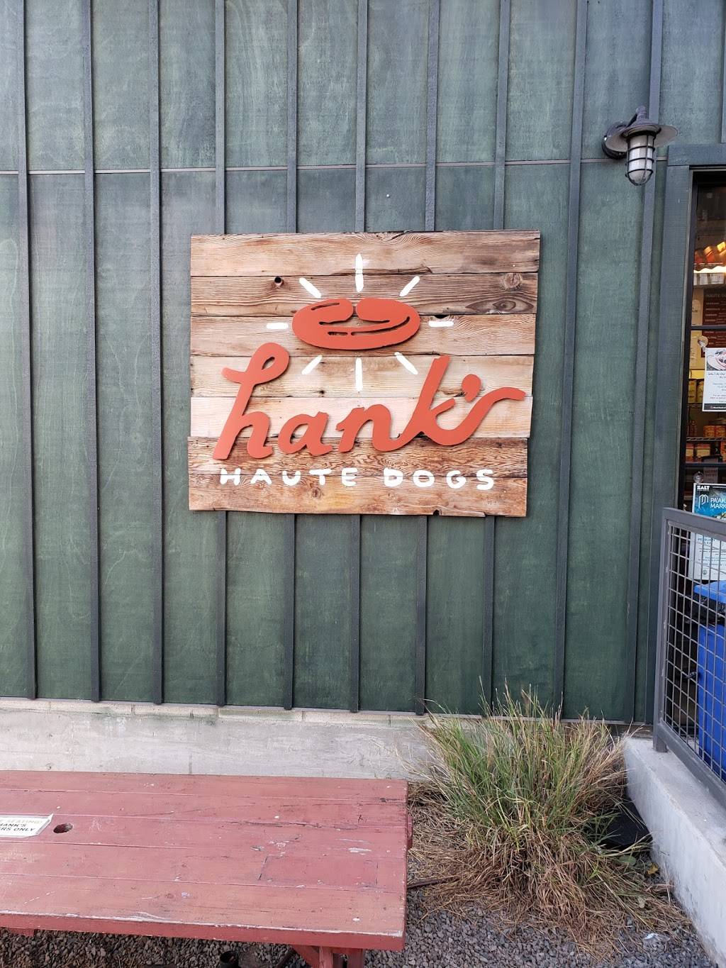 hanks haute dogs | meal takeaway | 324 Coral St, Honolulu, HI 96813, USA | 8085324265 OR +1 808-532-4265