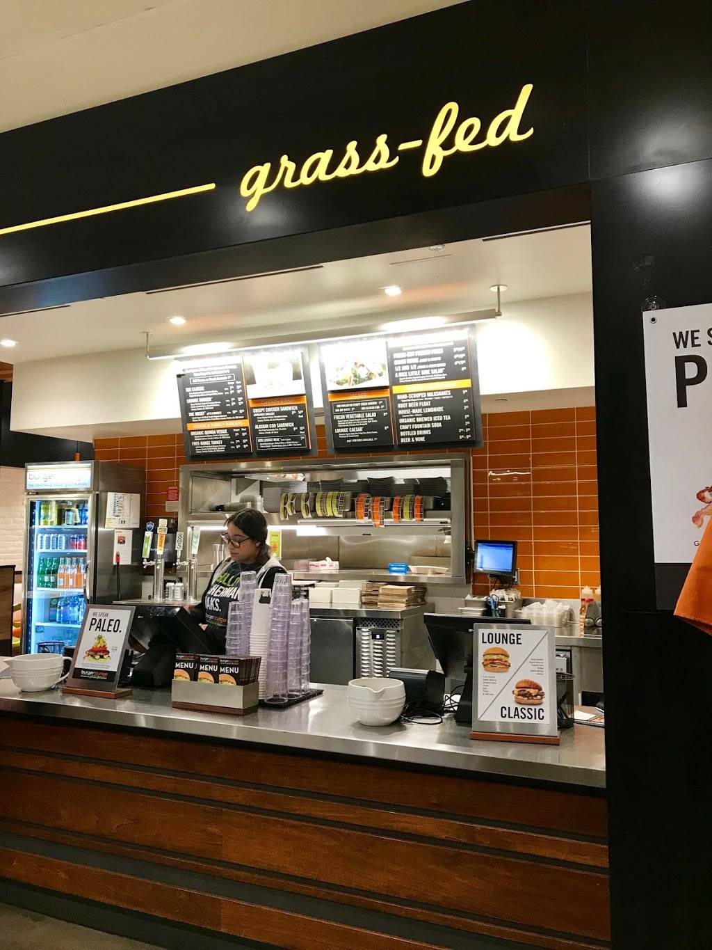 Burger Lounge | restaurant | 4550 Van Nuys Blvd E, Sherman Oaks, CA 91403, USA | 8189057319 OR +1 818-905-7319