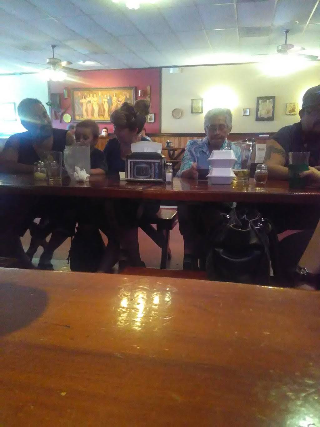 Pizza Royal | restaurant | 8671 Base Line Rd, Rancho Cucamonga, CA 91730, USA | 9099872539 OR +1 909-987-2539