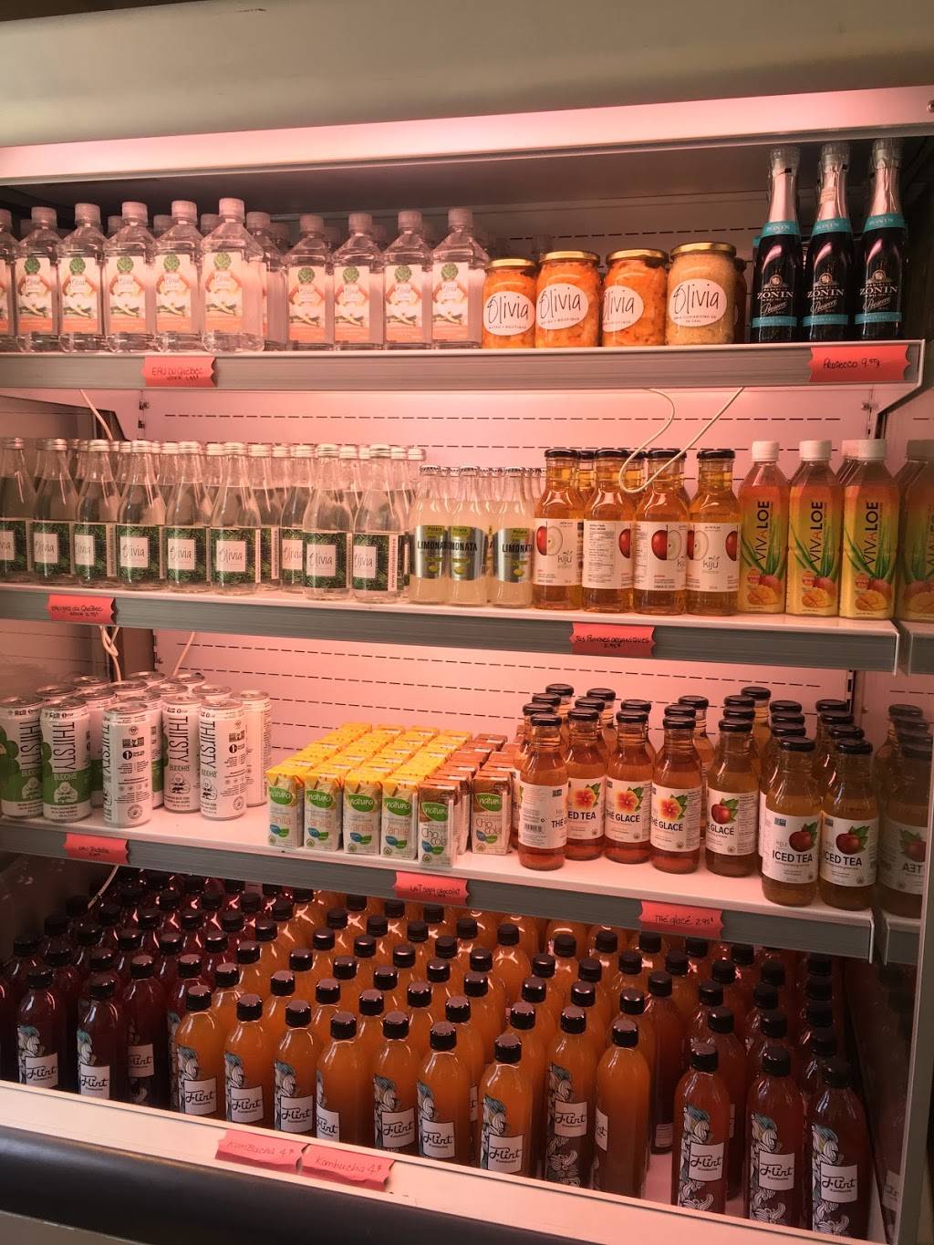 Olivia Bistro-Boutique | restaurant | 58 Rue Eddy, Gatineau, QC J8X 2V9, Canada | 8195256800 OR +1 819-525-6800