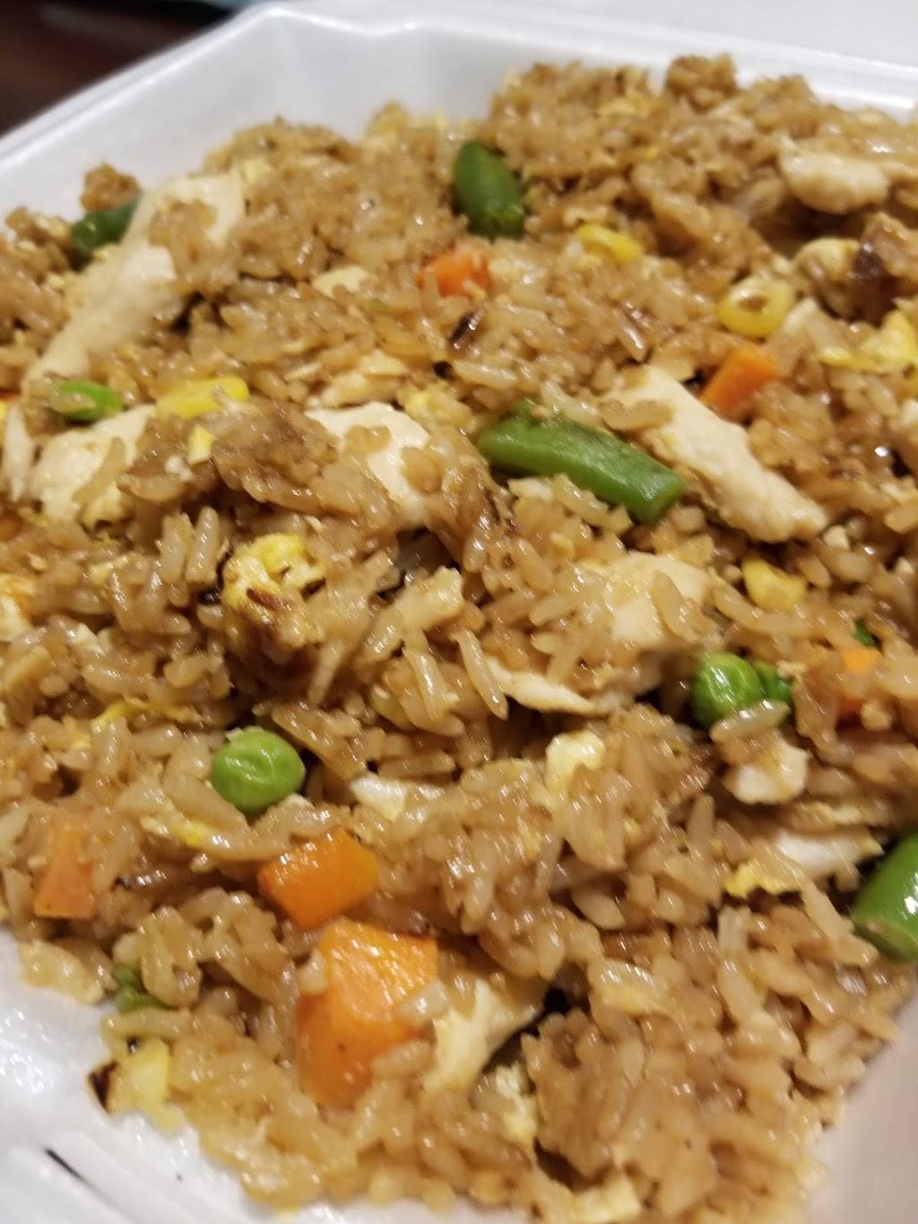 Sams Fine Food & Egg Rolls | restaurant | 3300 SW 9th St #4, Des Moines, IA 50315, USA | 5152885400 OR +1 515-288-5400