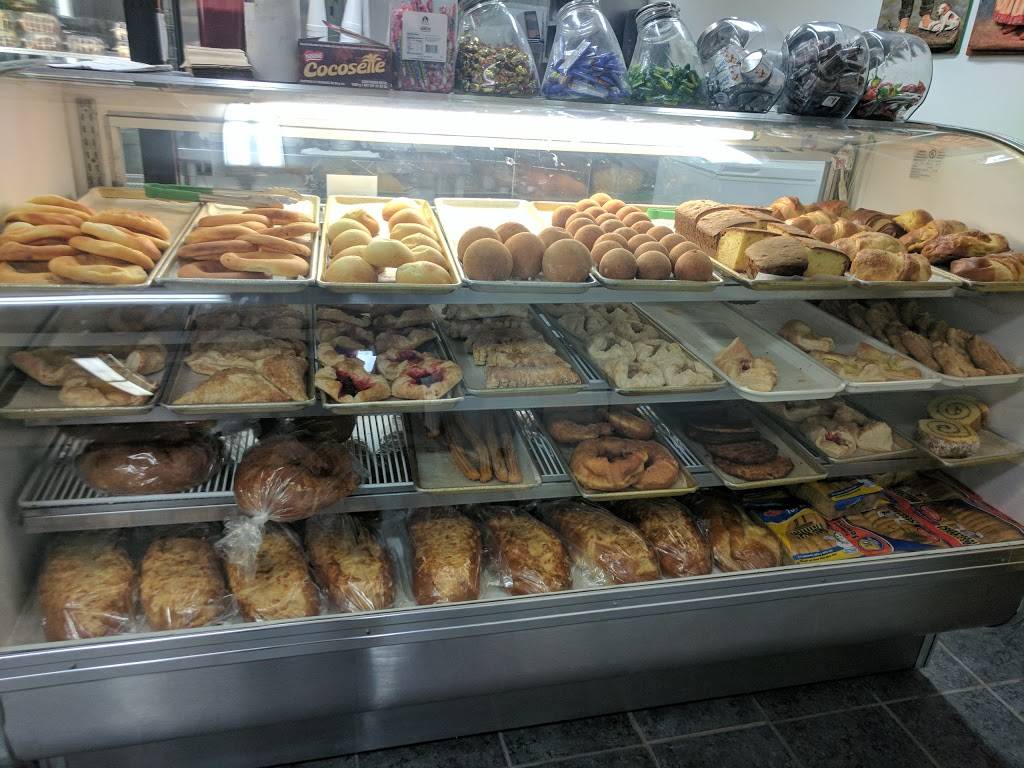 La Sorpresa Bakery | restaurant | 723 Broad St, Central Falls, RI 02863, USA | 4014750099 OR +1 401-475-0099