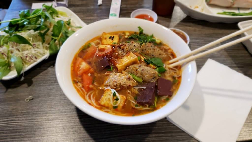 Thai Lai Restaurant | restaurant | 14221 Prairie Ave, Hawthorne, CA 90250, USA | 3109730819 OR +1 310-973-0819