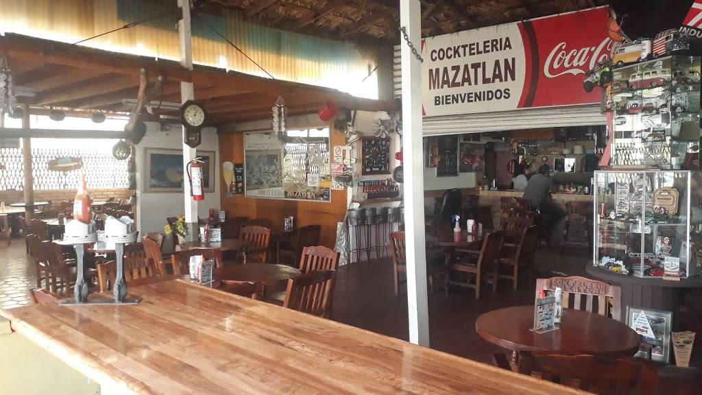 Cocktelería Mazatlán | restaurant | Diez entre Miramar y, Av Riveroll 725, Zona Centro, 22800 Ensenada, B.C., Mexico | 016461787518 OR +52 646 178 7518