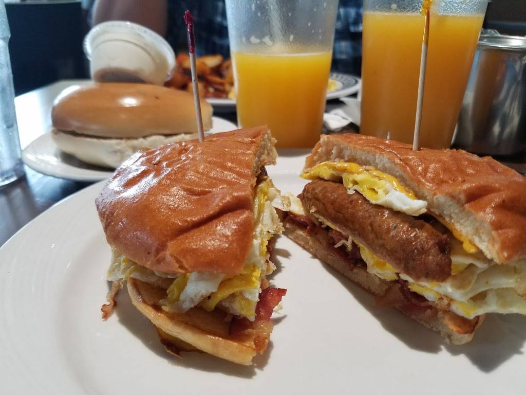 Bogarts American Kitchen | restaurant | 2721 N Hiatus Rd, Hollywood, FL 33026, USA | 9544416929 OR +1 954-441-6929