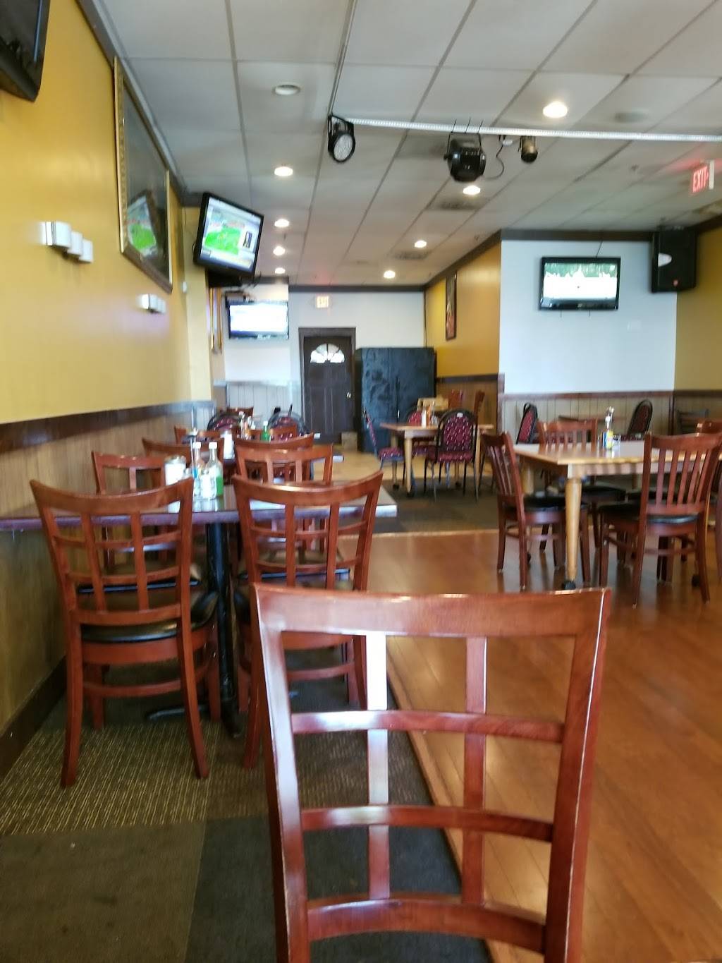 La Luna | night club | 13760 Smoketown Rd, Woodbridge, VA 22192, USA | 7034912112 OR +1 703-491-2112