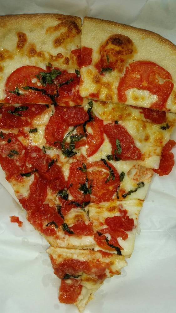 Primos Chicago Pizza | restaurant | 816 W Van Buren St, Chicago, IL 60607, USA | 3122431052 OR +1 312-243-1052