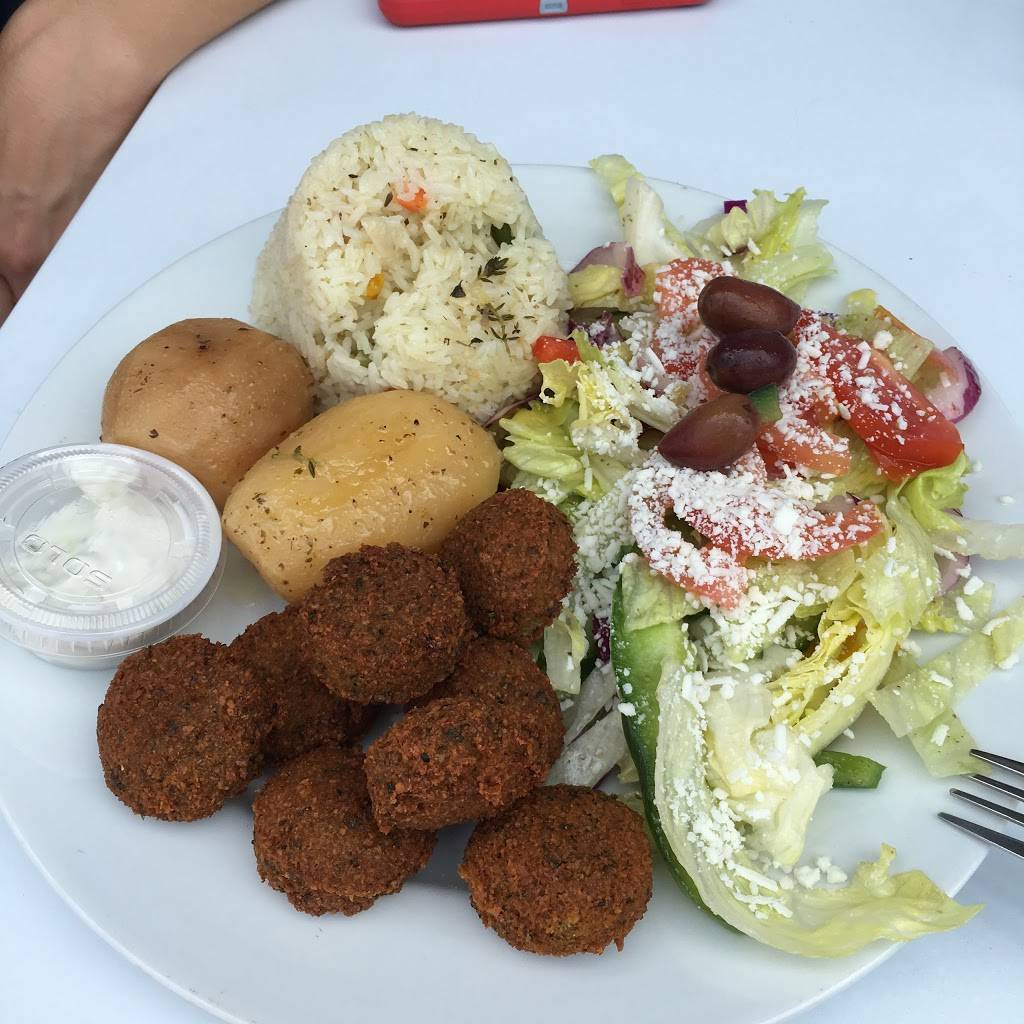 Stavros Greek Restaurant & Lounge | restaurant | 11 Pearl St, Mississauga, ON L5M 1X1, Canada | 9058129696 OR +1 905-812-9696