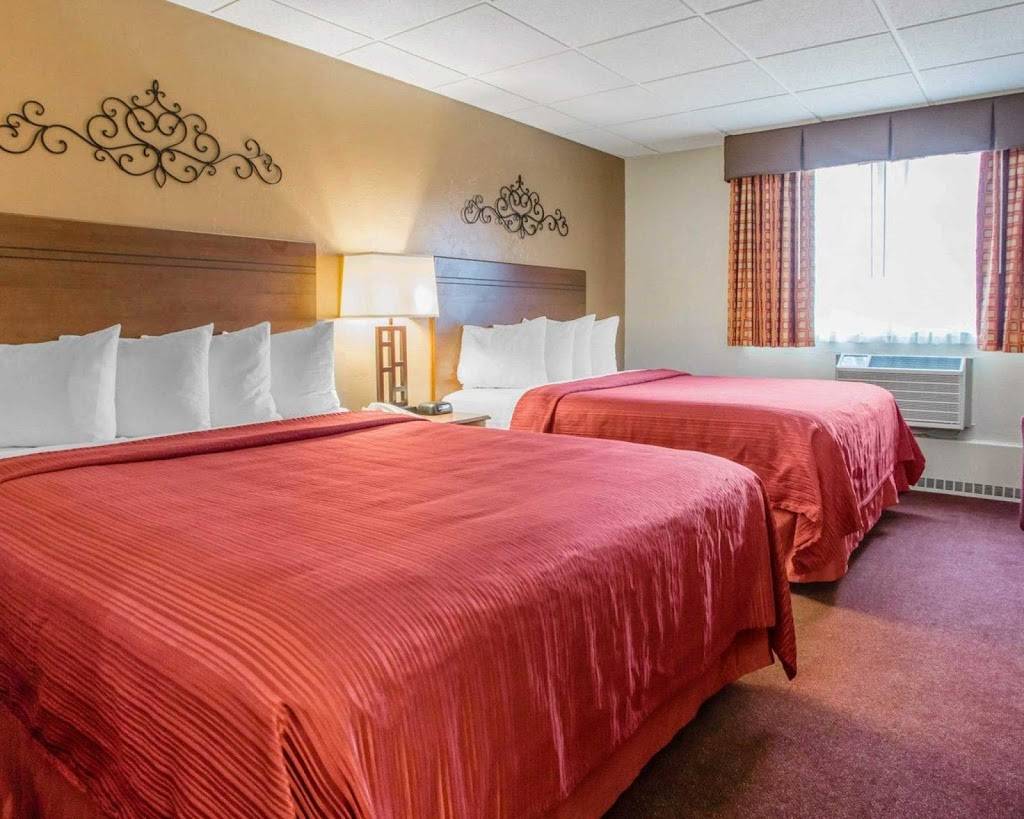 Quality Inn & Suites Downtown | restaurant | 321 S Washington St, Green Bay, WI 54301, USA | 9203281074 OR +1 920-328-1074