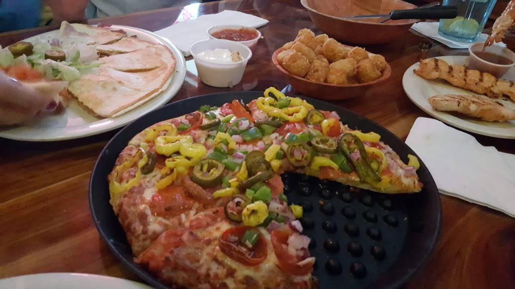 Roosters | restaurant | 3370 Olentangy River Rd, Columbus, OH 43202, USA | 6142623185 OR +1 614-262-3185