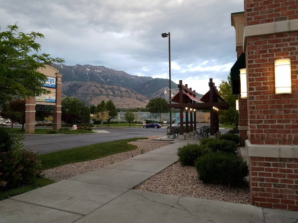 Panda Express | restaurant | 148 S Pleasant Grove Blvd, Pleasant Grove, UT 84062, USA | 8017858995 OR +1 801-785-8995