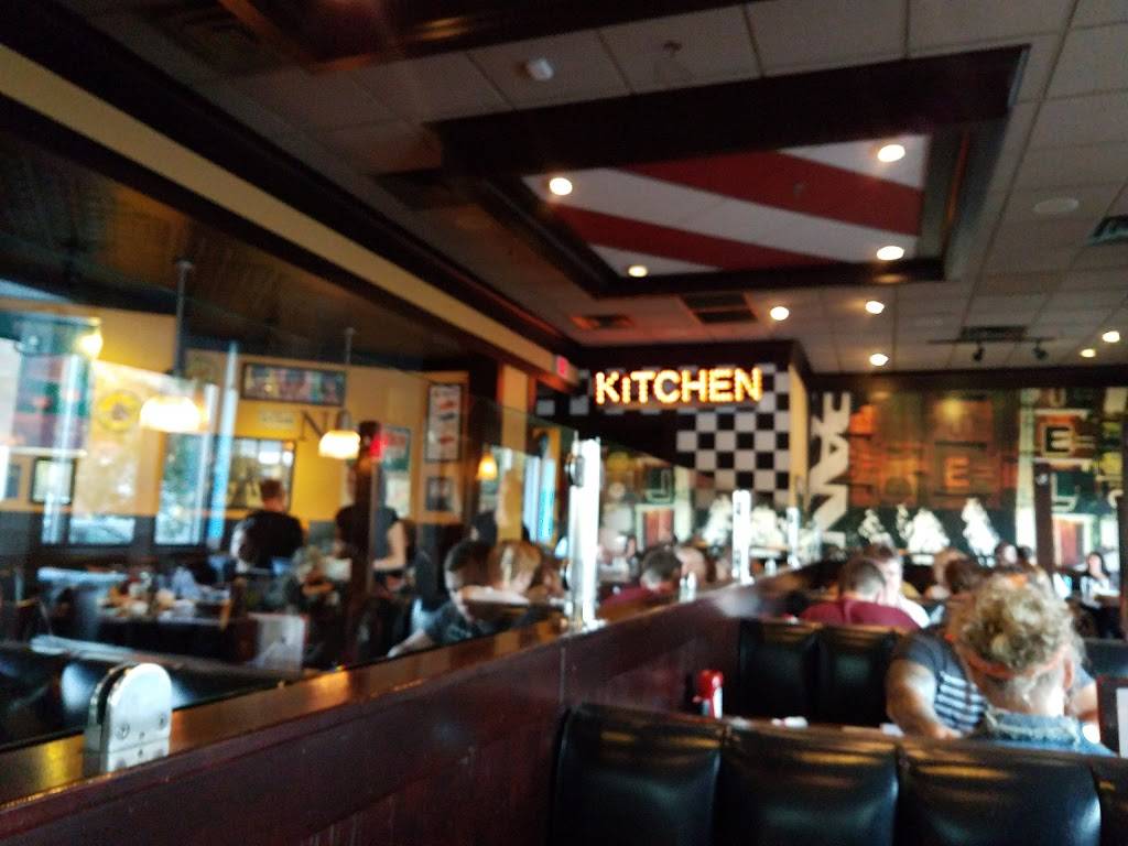 TGI Fridays | restaurant | 3060 NY-50, Saratoga Springs, NY 12866, USA | 5185814012 OR +1 518-581-4012