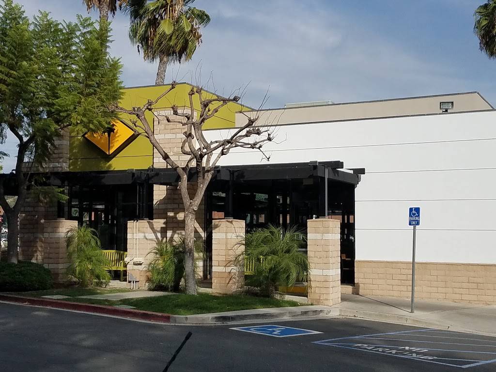 California Pizza Kitchen at Mission Viejo | restaurant | 25513 Marguerite Pkwy, Mission Viejo, CA 92692, USA | 9499515026 OR +1 949-951-5026