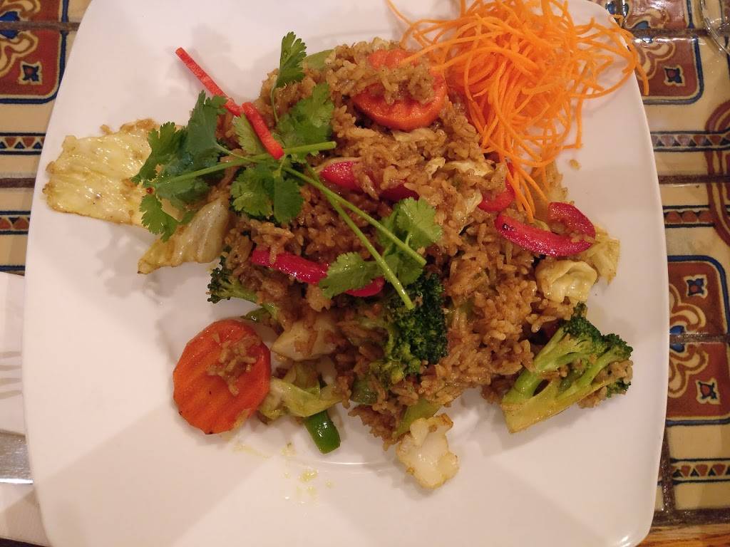 Jasmine Thai | restaurant | 1947 W Lumsden Rd, Brandon, FL 33511, USA | 8136623635 OR +1 813-662-3635