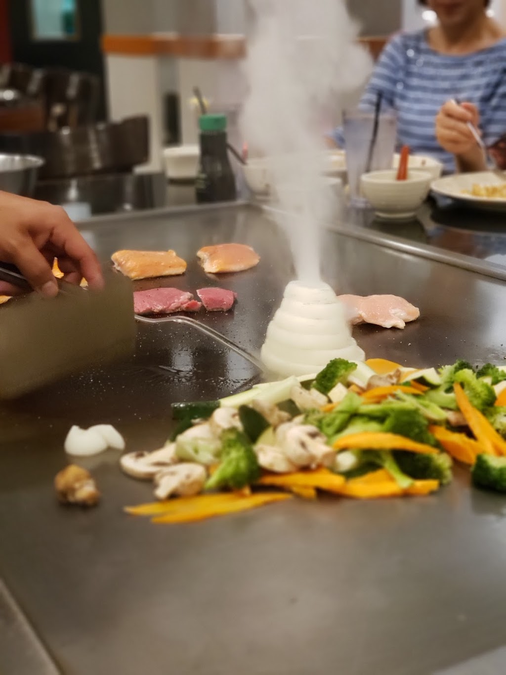 Atami steak and sushi | restaurant | 549 Mason Rd, Katy, TX 77450, USA | 2813988885 OR +1 281-398-8885