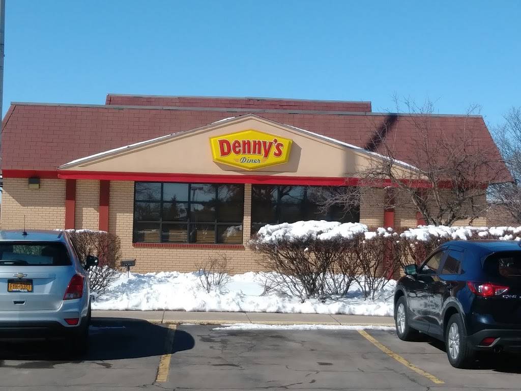 Dennys | restaurant | 3920 Maple Rd, Amherst, NY 14226, USA | 7164461671 OR +1 716-446-1671
