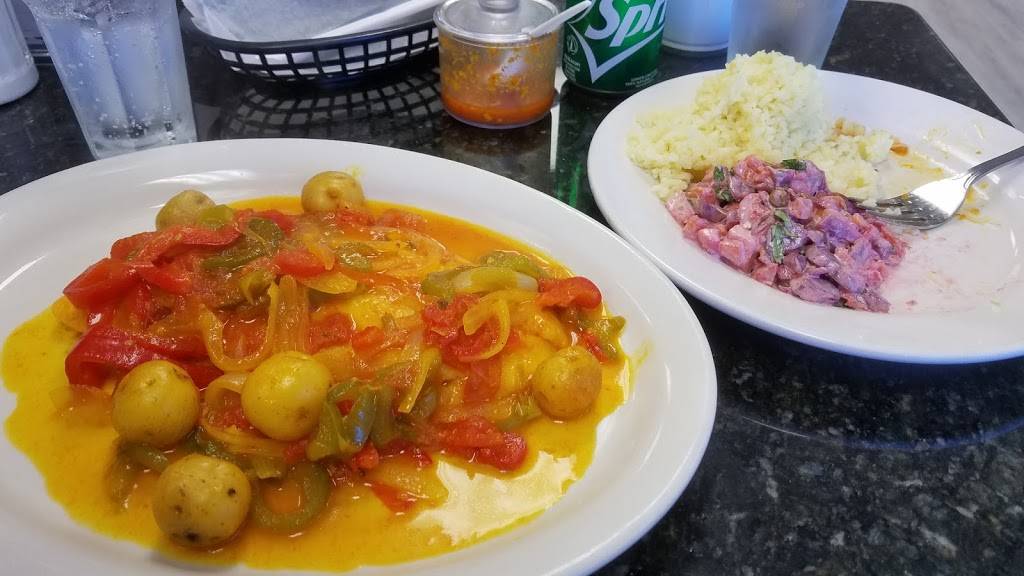 La Casa De Peinado | restaurant | 2519 FL-7, Margate, FL 33063, USA | 7543079445 OR +1 754-307-9445