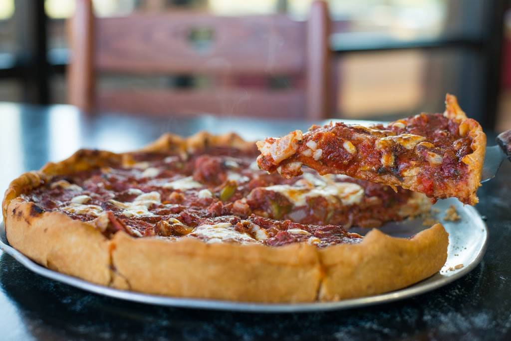 Kobies Hot dogs & Pizzeria | restaurant | 1810 N Delany Rd suite a, Gurnee, IL 60031, USA | 8476727733 OR +1 847-672-7733