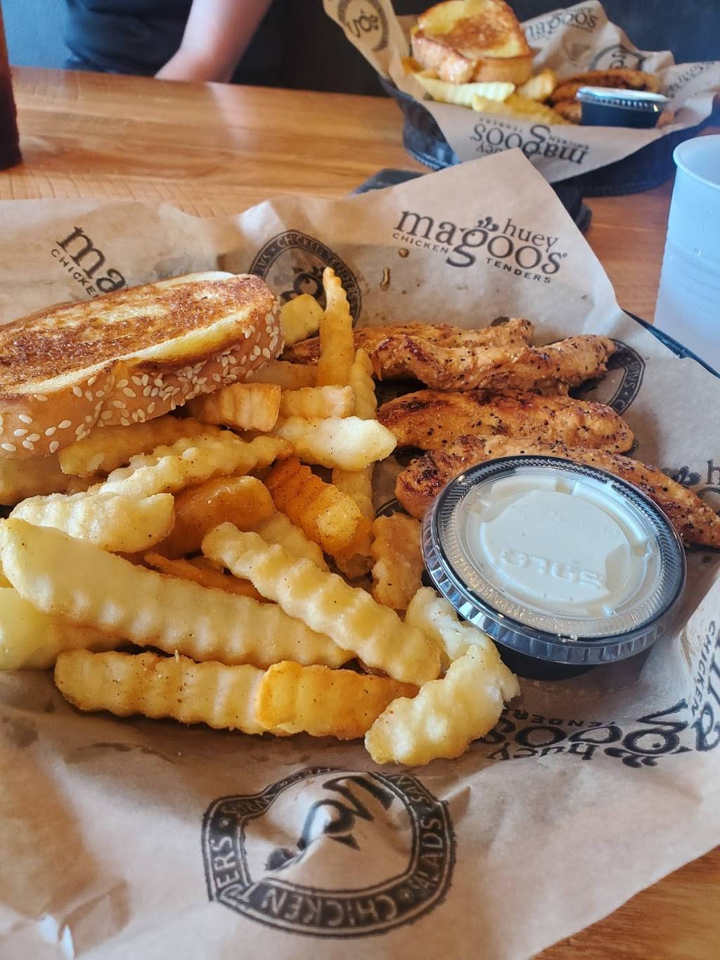 Huey Magoo’s Chicken Tenders - Daytona Beach | restaurant | 1268 Beville Rd, Daytona Beach, FL 32114, USA | 3862389232 OR +1 386-238-9232