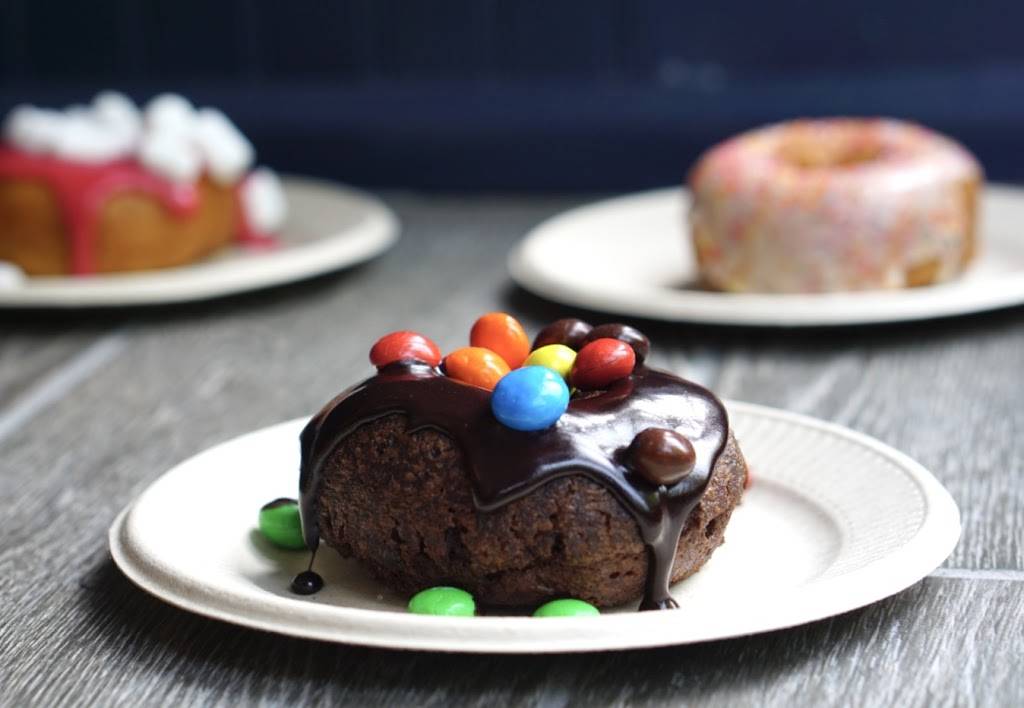 Brandons Donuts | restaurant | 451 Court St, Brooklyn, NY 11231, USA | 9293376354 OR +1 929-337-6354