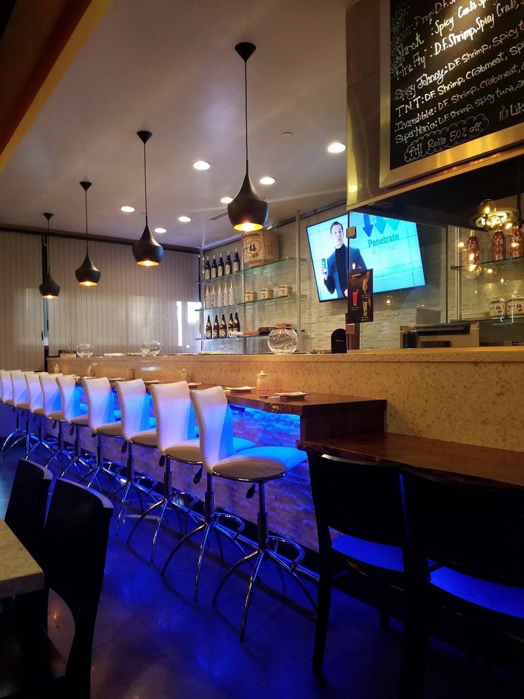 Arigato Sushi | restaurant | 2121 Golden Centre Ln #70, Gold River, CA 95670, USA | 9166354704 OR +1 916-635-4704