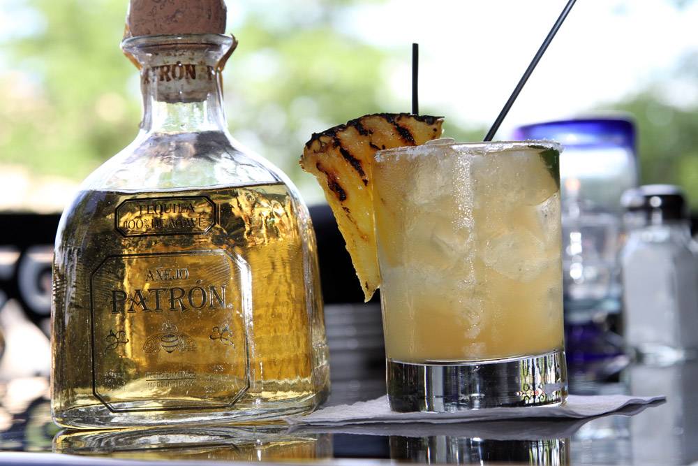 Mesa Tacos and Tequila | restaurant | 312 S Main St, Royal Oak, MI 48067, USA | 2485451940 OR +1 248-545-1940