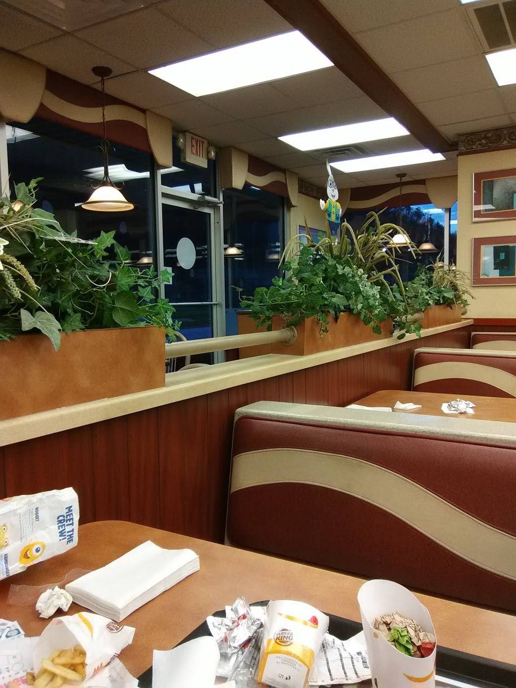 Burger King | restaurant | 116 Lee Ave, Pikeville, KY 41501, USA | 6064329335 OR +1 606-432-9335