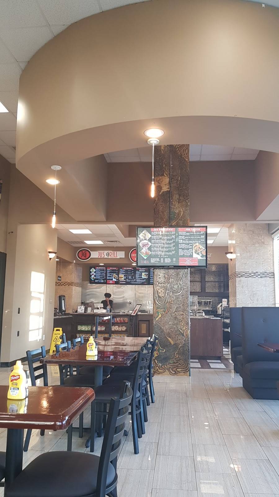 Jus Grill | restaurant | 5927 Almeda Rd Ste G, Houston, TX 77004, USA | 8326324950 OR +1 832-632-4950