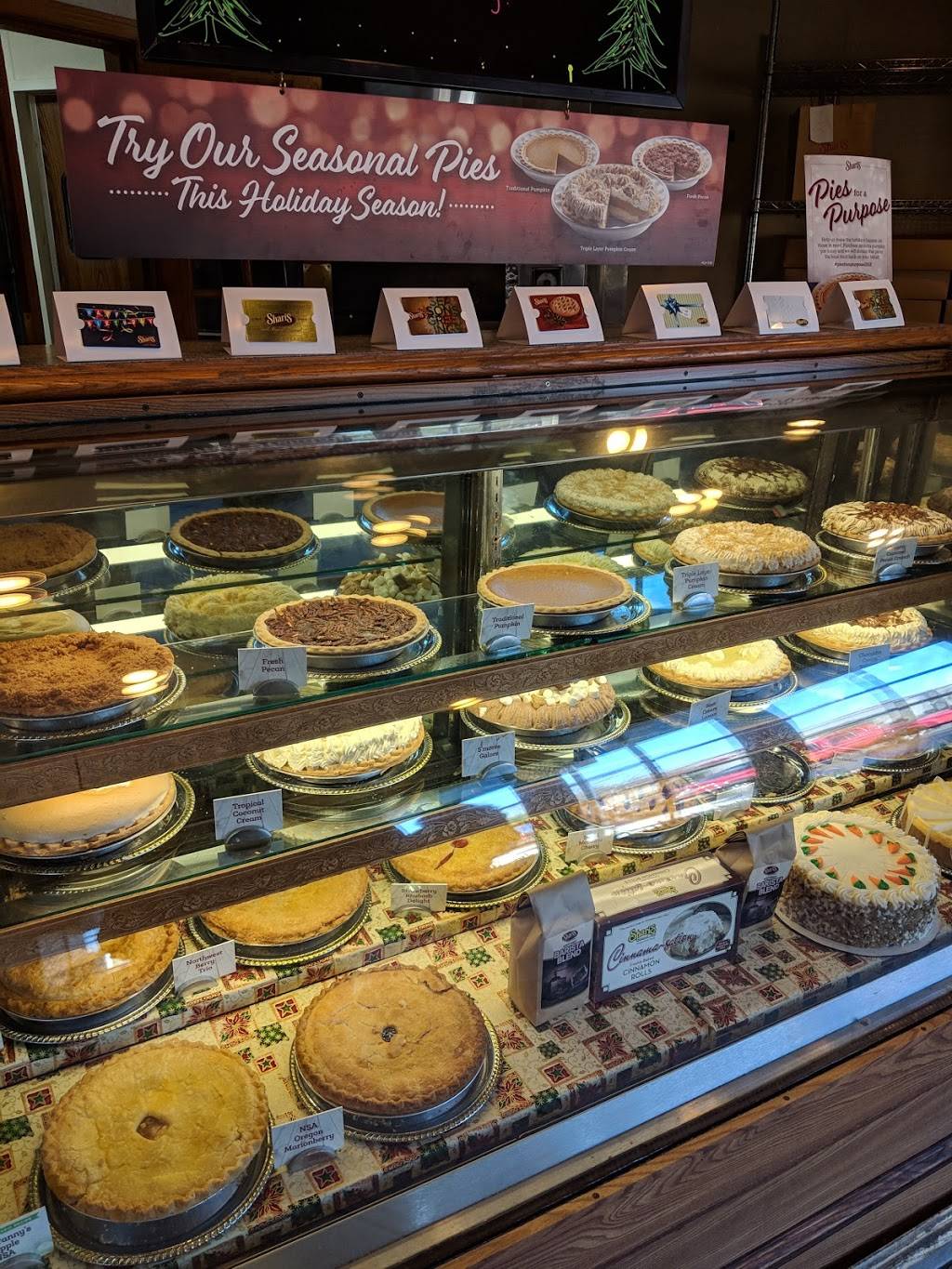 Sharis Cafe and Pies | restaurant | 301 Rohnert Park Expy, Rohnert Park, CA 94928, USA | 7075843601 OR +1 707-584-3601
