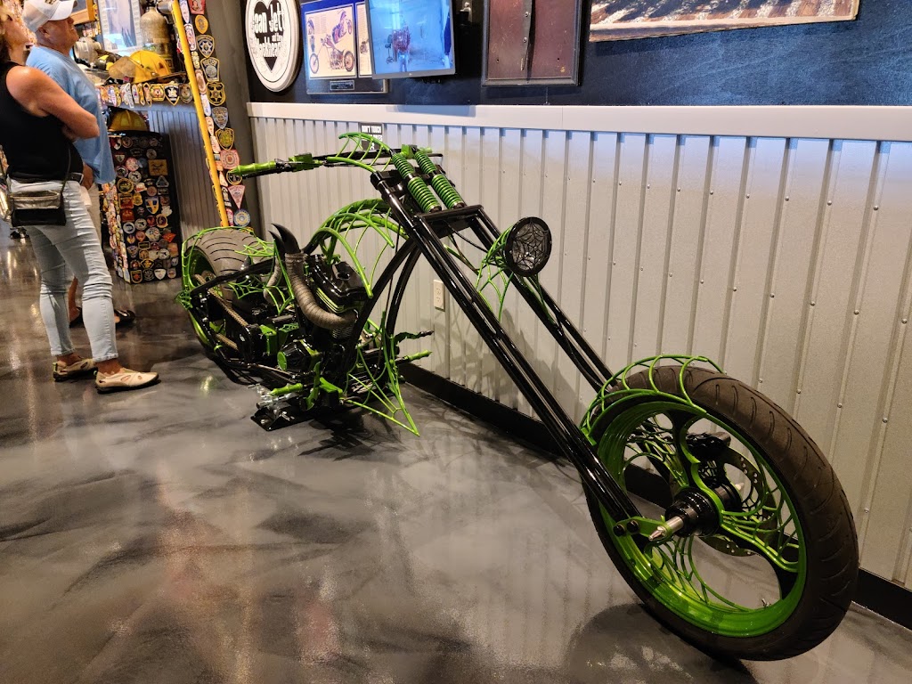 OCC Road House & Museum | restaurant | 10575 49th St N, Clearwater, FL 33762, USA | 7272311510 OR +1 727-231-1510