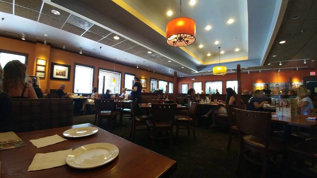 Bertuccis Italian Restaurant | restaurant | 90 Derby St, Hingham, MA 02043, USA | 7817404405 OR +1 781-740-4405