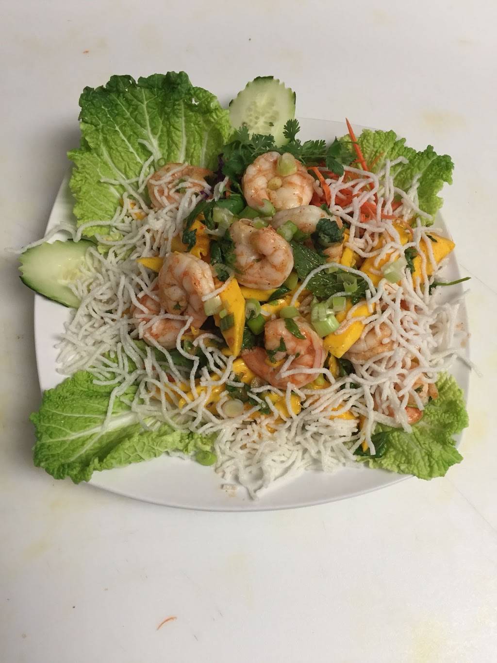 Totties Asian Kitchen | restaurant | 6245 E Bell Rd #105, Scottsdale, AZ 85254, USA | 4809910559 OR +1 480-991-0559