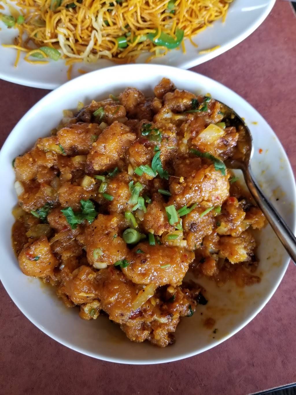 Guddus Chilli Chicken | restaurant | 205 Van Kirk Dr, Brampton, ON L7A 3V4, Canada | 9058465060 OR +1 905-846-5060