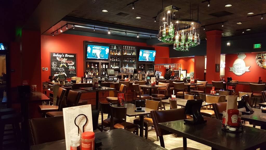 Red Robin Gourmet Burgers and Brews | restaurant | 404-A Sun Valley Mall, Concord, CA 94520, USA | 9256719315 OR +1 925-671-9315