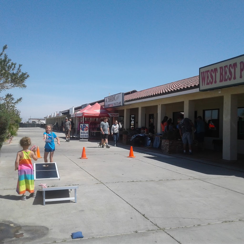 West Best Pizza Company | restaurant | 8209 California City Blvd, California City, CA 93505, USA | 7603732224 OR +1 760-373-2224