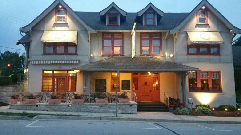 Red Circle Inn and Bistro | restaurant | N44W33013 Watertown Plank Rd, Nashotah, WI 53058, USA | 2623674883 OR +1 262-367-4883