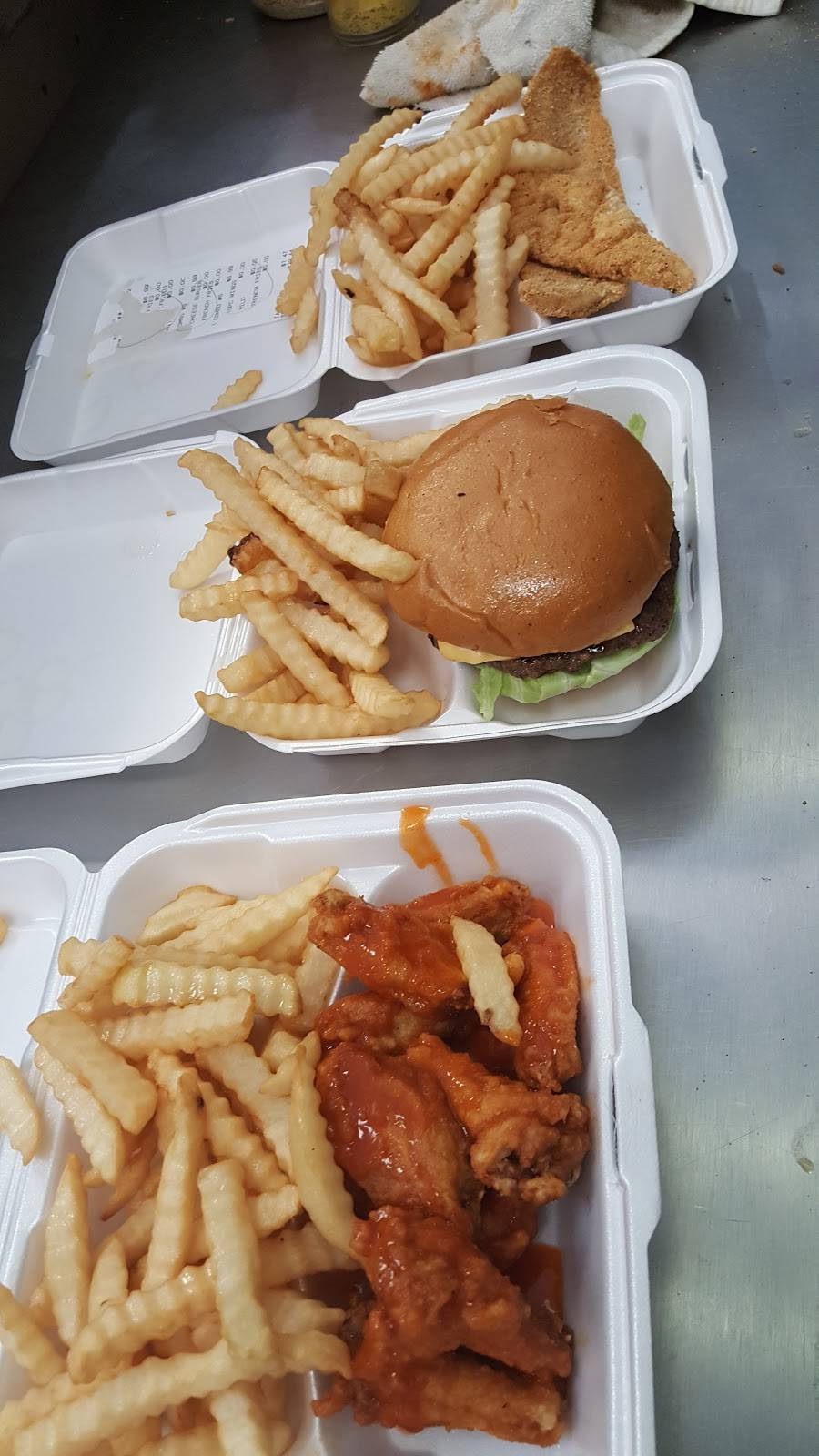 City Best Wings & Deli | restaurant | 2134 Fairburn Rd, Douglasville, GA 30135, USA | 7709477880 OR +1 770-947-7880