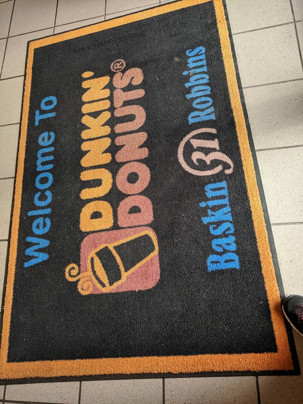 Dunkin Donuts | cafe | 1500 Belle View Blvd, Alexandria, VA 22307, USA | 7037781135 OR +1 703-778-1135