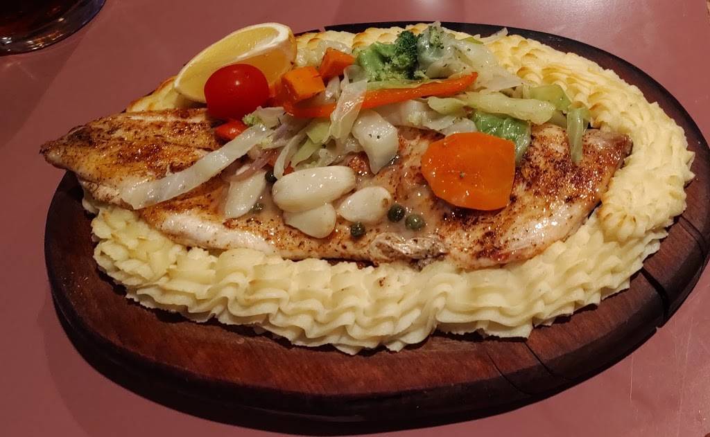 Kingston Kitchen at the Village Inn | restaurant | 1384 Hoban St, Mackinac Island, MI 49757, USA | 9068473542 OR +1 906-847-3542