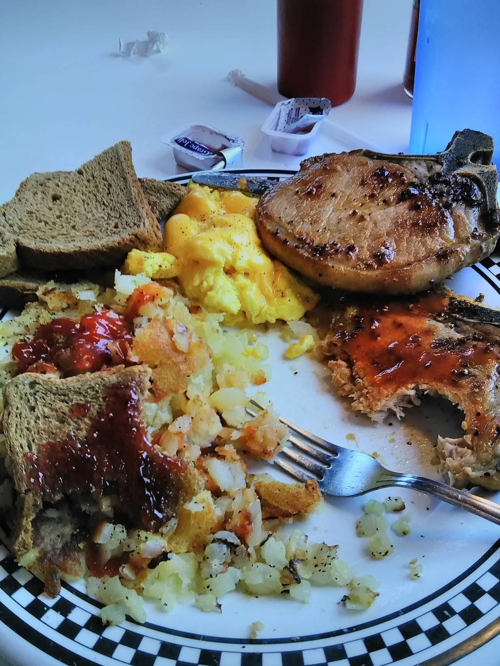 Nicky Ds | restaurant | 5849 East 8 Mile Road, Warren, MI 48091, USA | 5867563600 OR +1 586-756-3600