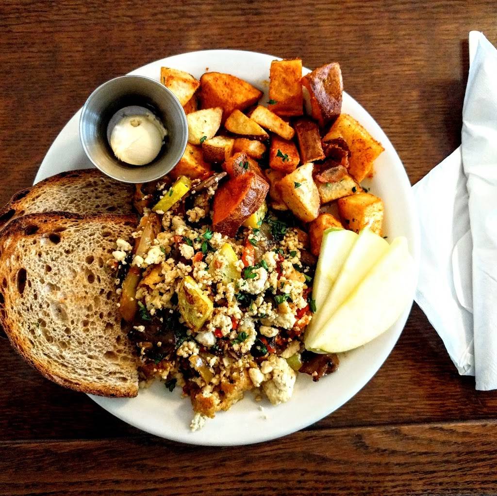 Bar Carlo | restaurant | 6433 SE Foster Rd, Portland, OR 97206, USA | 5037711664 OR +1 503-771-1664