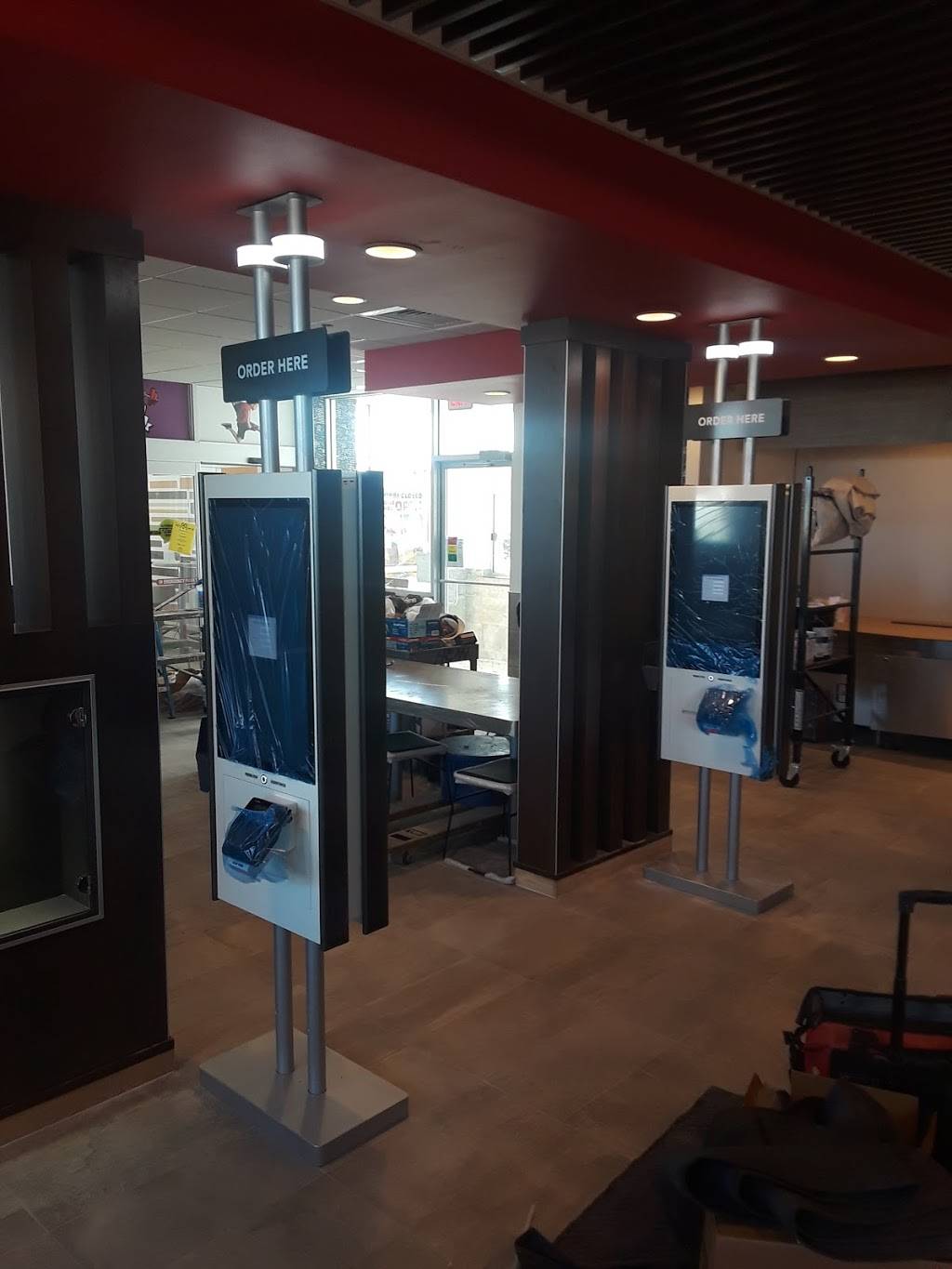 McDonalds | cafe | 402 W Cloverdale Rd, Chillicothe, IL 61523, USA | 3092744070 OR +1 309-274-4070