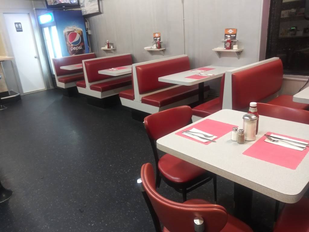 Ashs luncheonette | restaurant | 2186 Elizabeth Ave, Rahway, NJ 07065, USA | 7328821144 OR +1 732-882-1144