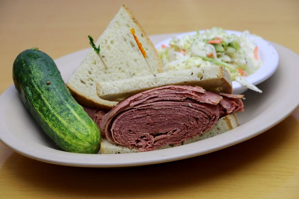 Bagel Cove Restaurant & Deli | bakery | 19003 Biscayne Blvd, Aventura, FL 33180, USA | 3059354029 OR +1 305-935-4029