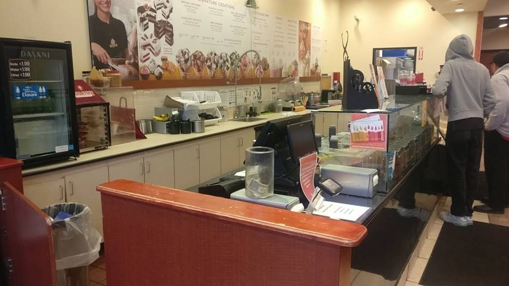 Cold Stone Creamery Cockeysville | bakery | 10015 York Rd # A-5, Cockeysville, MD 21030, USA | 4106288001 OR +1 410-628-8001