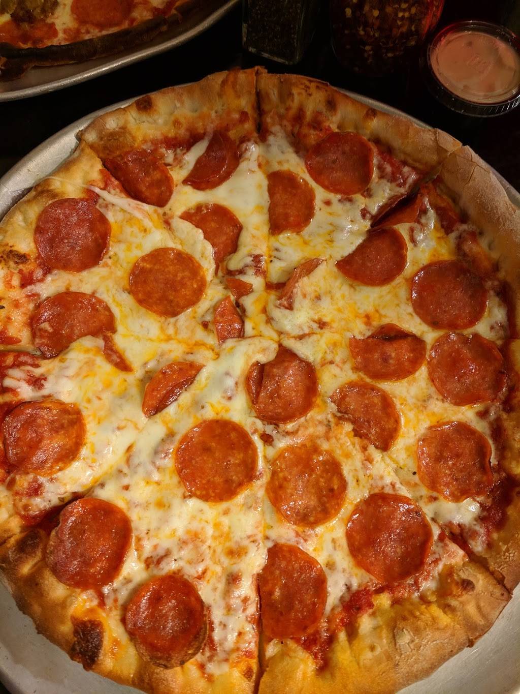 Sicilys | restaurant | 108 Glen Bailey Dr, West Memphis, AR 72301, USA | 8707353491 OR +1 870-735-3491