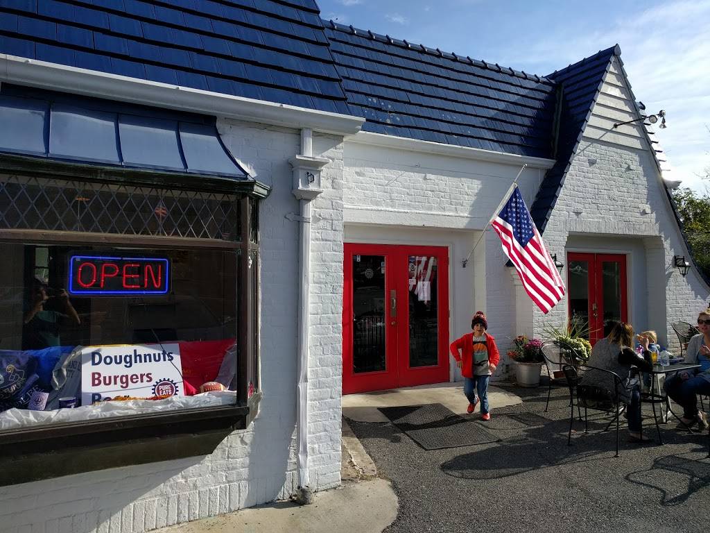 Pure Eats | restaurant | 107 N Main St, Lexington, VA 24450, USA | 5404626000 OR +1 540-462-6000