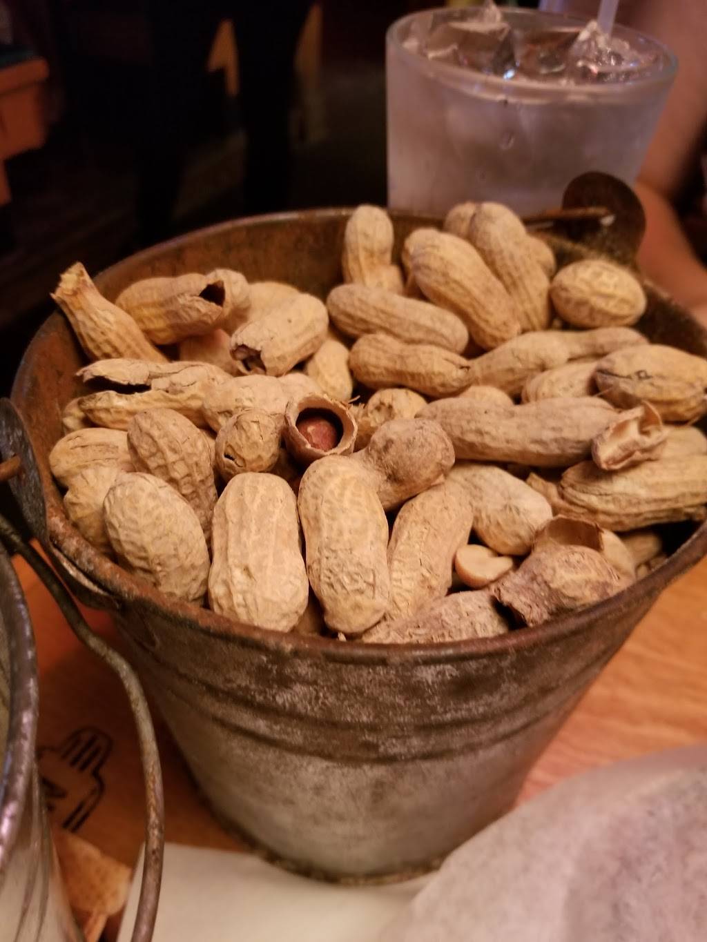 Texas Roadhouse | restaurant | 2457 S Hwy 27, Clermont, FL 34711, USA | 3522424441 OR +1 352-242-4441