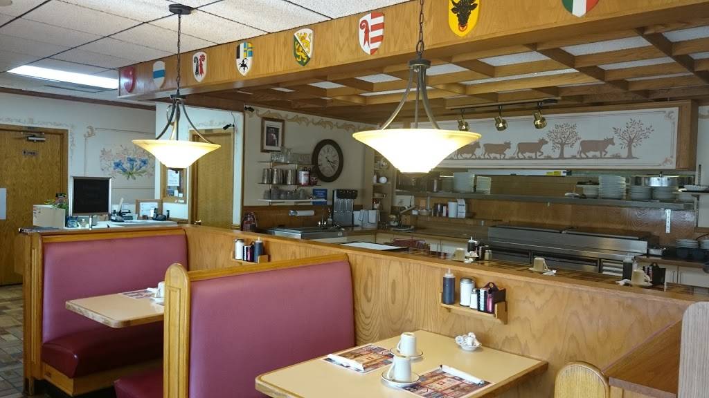 Swiss Alps | restaurant | 804 4th Ave W, Monroe, WI 53566, USA | 6083255900 OR +1 608-325-5900
